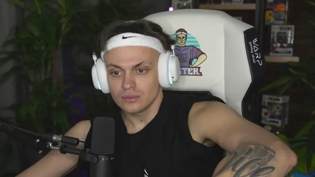 Слава Бустер - фото 1